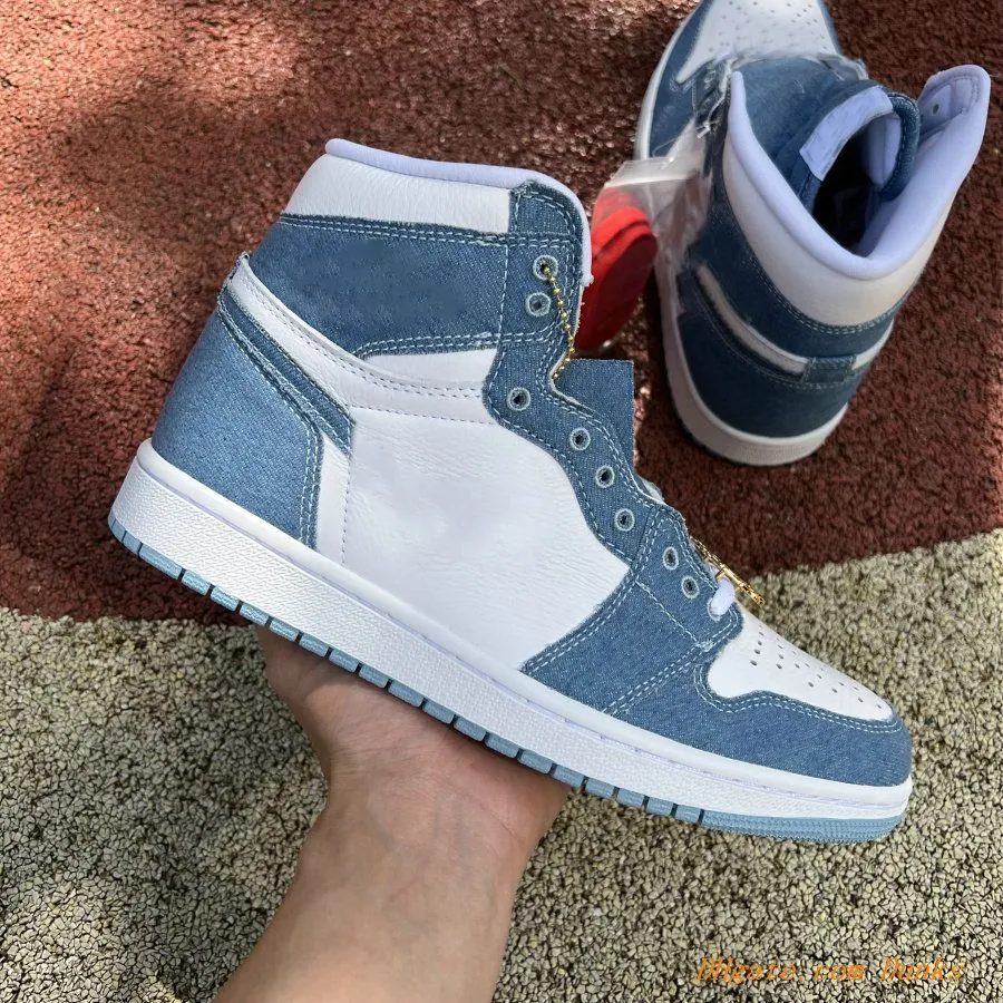 Jumpman 1 1s OG Basketball Shoes Mens Women University Blue UNC Hyper Royal Bred Patent Black Toe DARK MOCHA Twist Tan Gum Linen Smoke Grey Diamond Shorts Men Sneakers