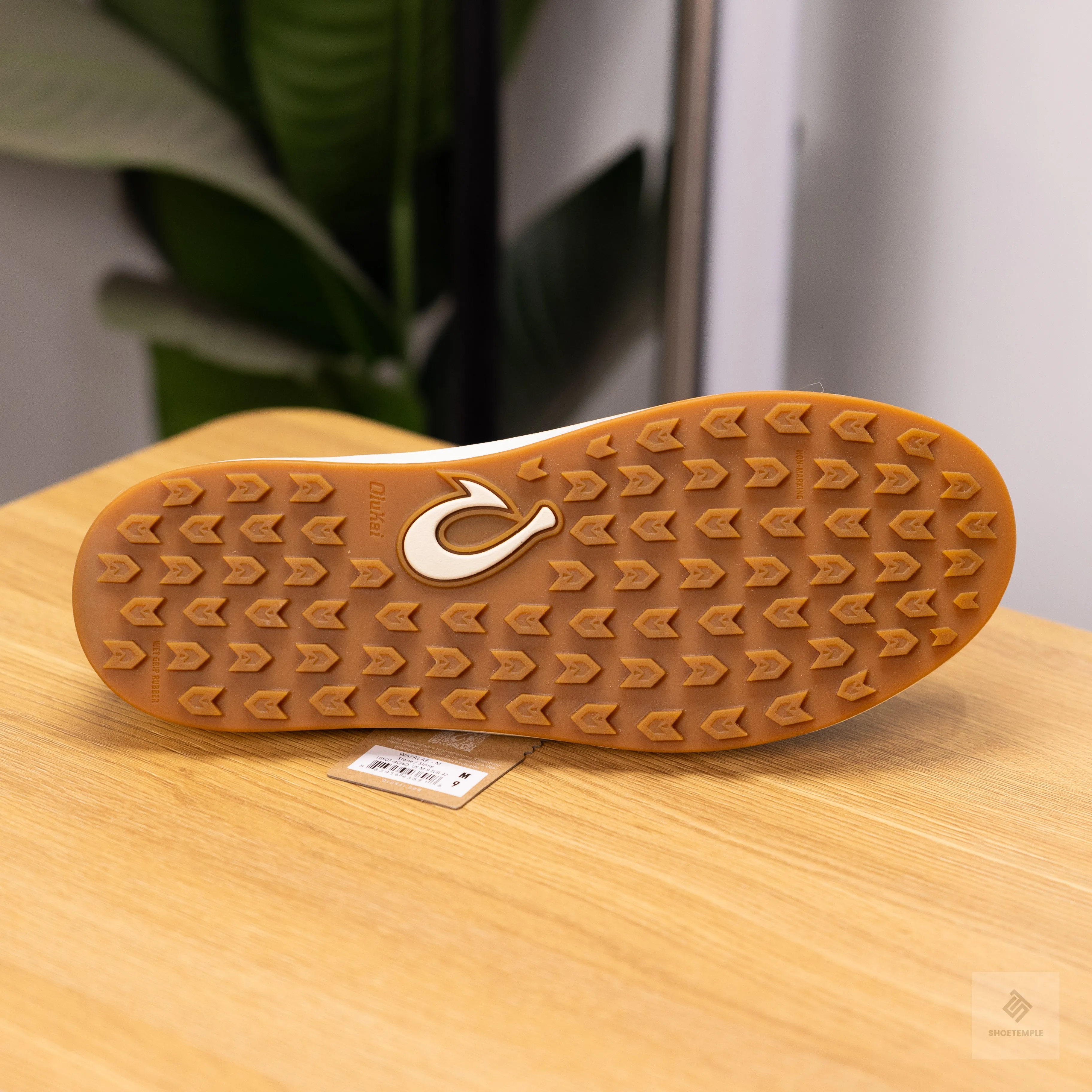 Olukai Leather Sneaker